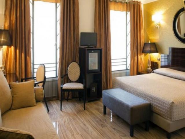 Номер в отеле Отель в Ницце рядом с площадью Массена