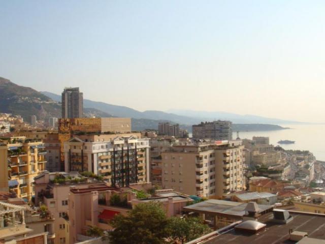 Апартамент с видом на море в Монако