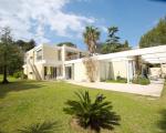 Вилла с бассейном на Cap-Ferrat